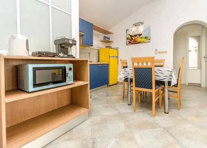 Apartments Maris